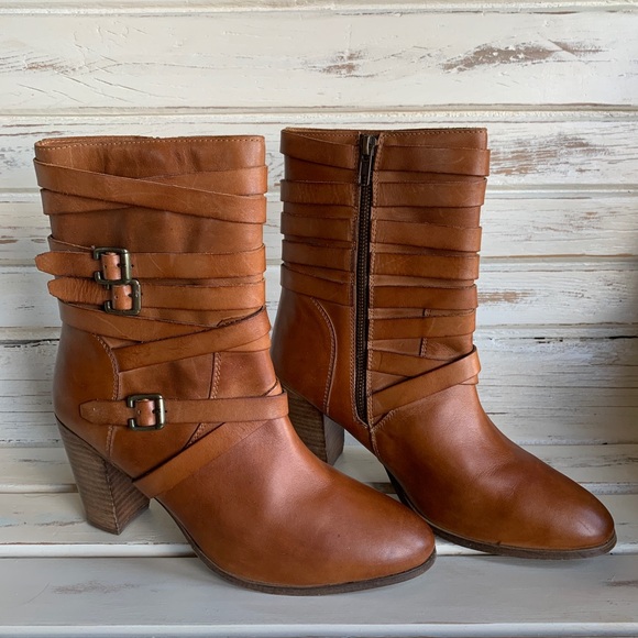 Multi Strap Mid Boot with Buckles
Diba True - Picture 2 of 12